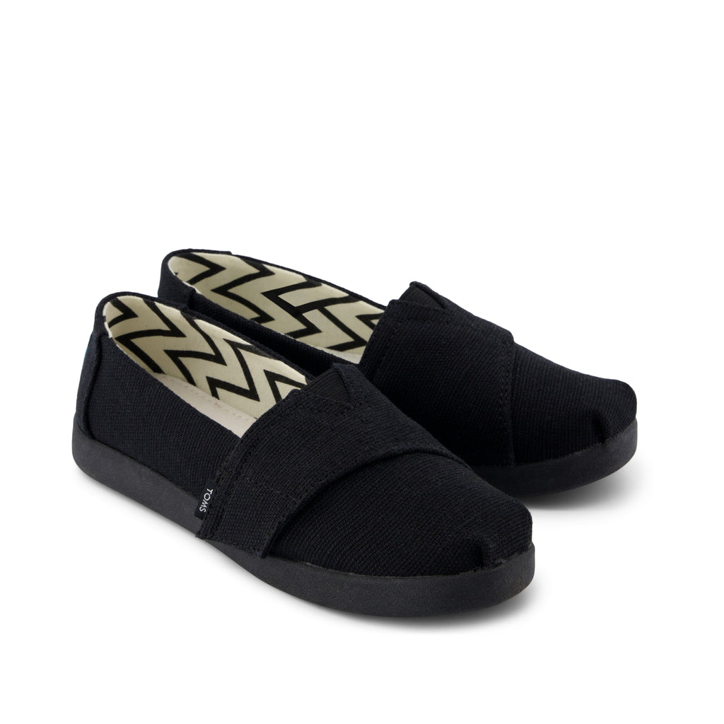 Alpargata Classic Kids Shoe - Black and Black Heritage Canvas Front View