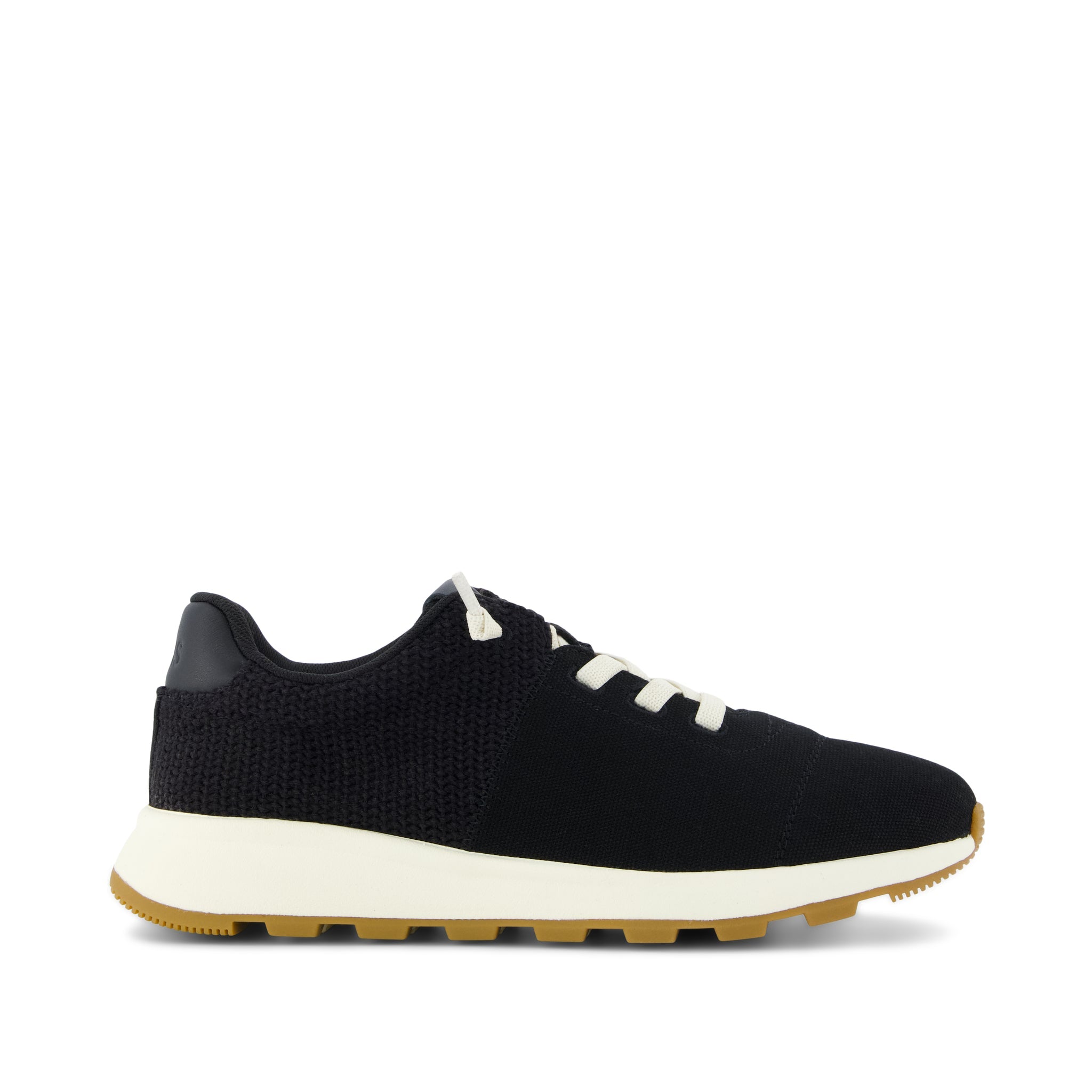 Womens TRVL LITE Cabrillo Sneaker Water Repellent Black Canvas