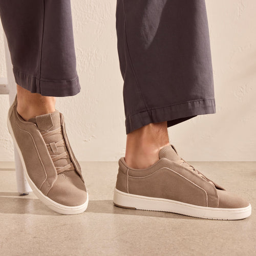 On model image of the dune suede TRVL Lite Miles lace up sneaker