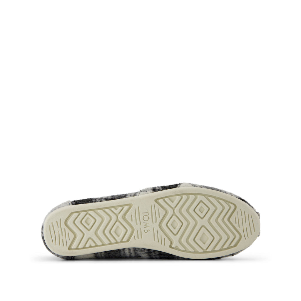 Alpargata Classic - Black Cozy Plaid Bottom Sole View