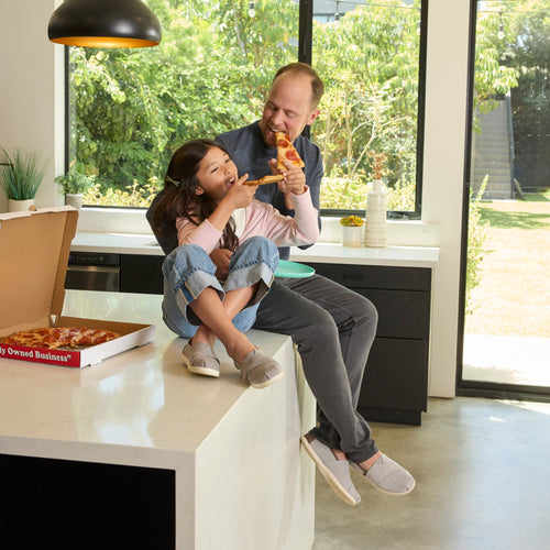 Men's Alp Classic 3.0 Drizzle Grey and Kids Alp Classic in Grey Family Lifestyle image