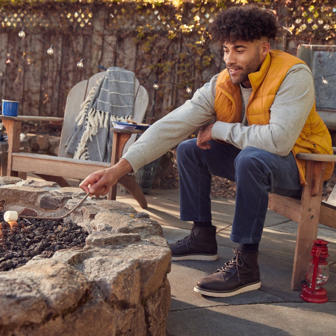 靴 thom  27 Navi TRVL LITE Ranger Brown Water Resistant Boot – TOMS.com