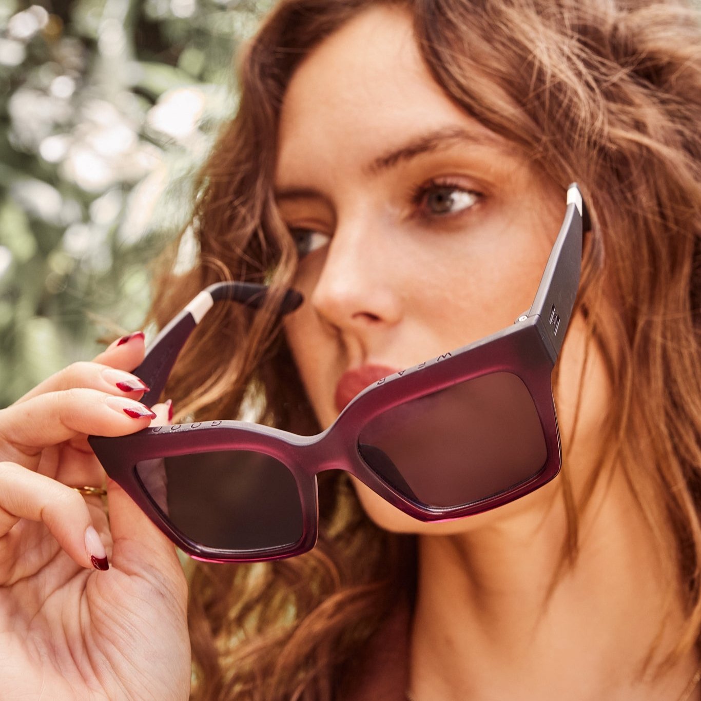 Adelaide Plum Traveler Sunglasses – TOMS.com