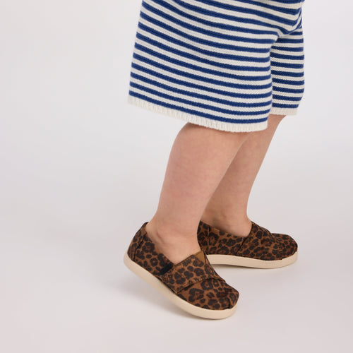 Alpargata Classic Toddler Shoe Brown Sugar Leopard Print on model image