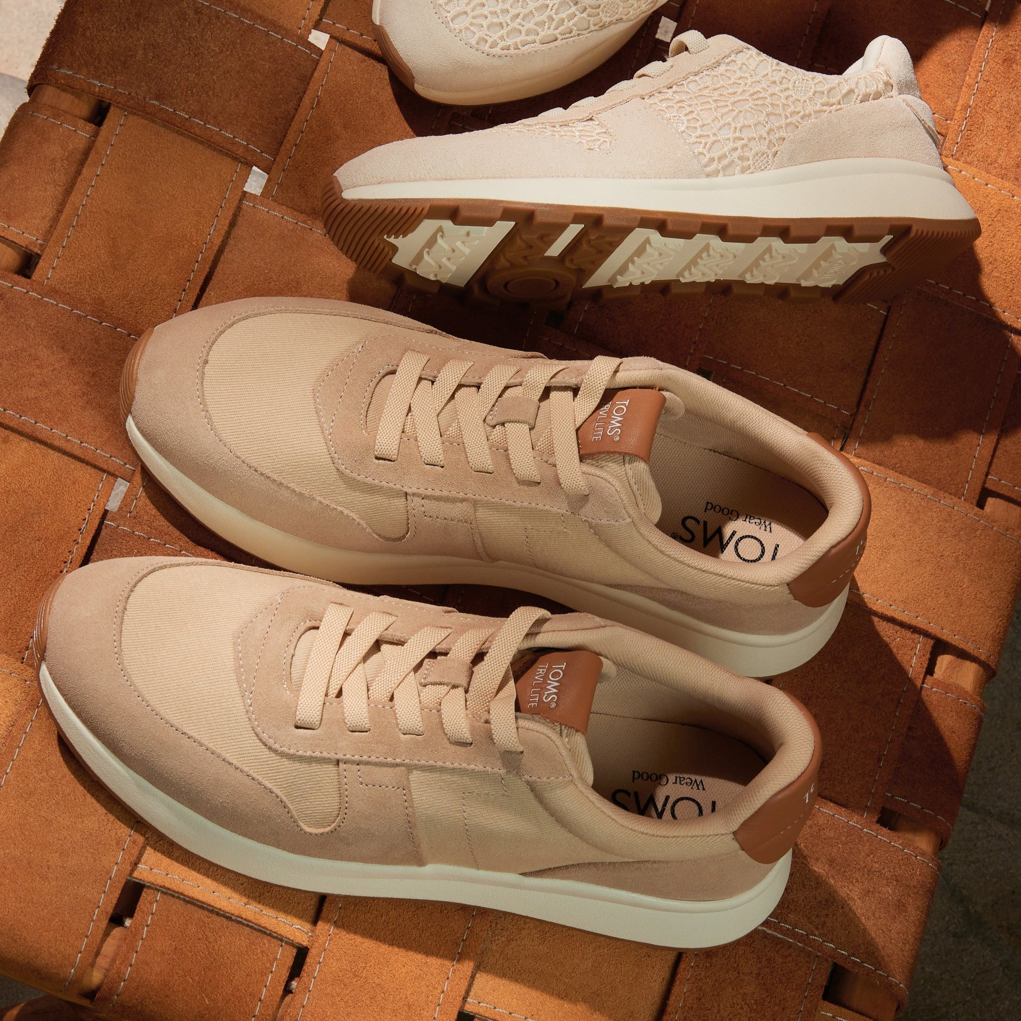 TRVL LITE Retro Runner Water Repellent Almosnd Twill and Leather