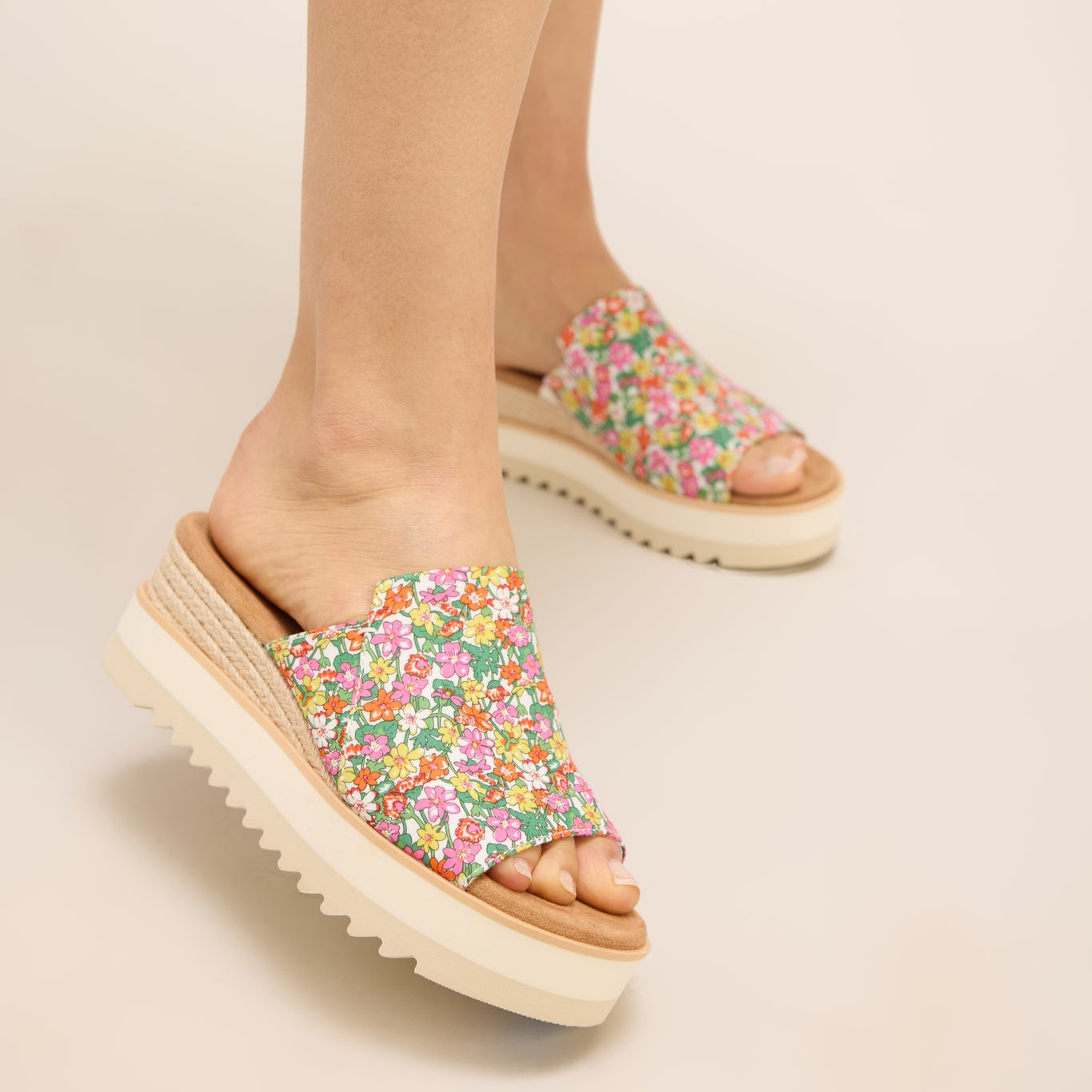 Diana Mule Roses Liberty Print Wedge Sandal – TOMS.com