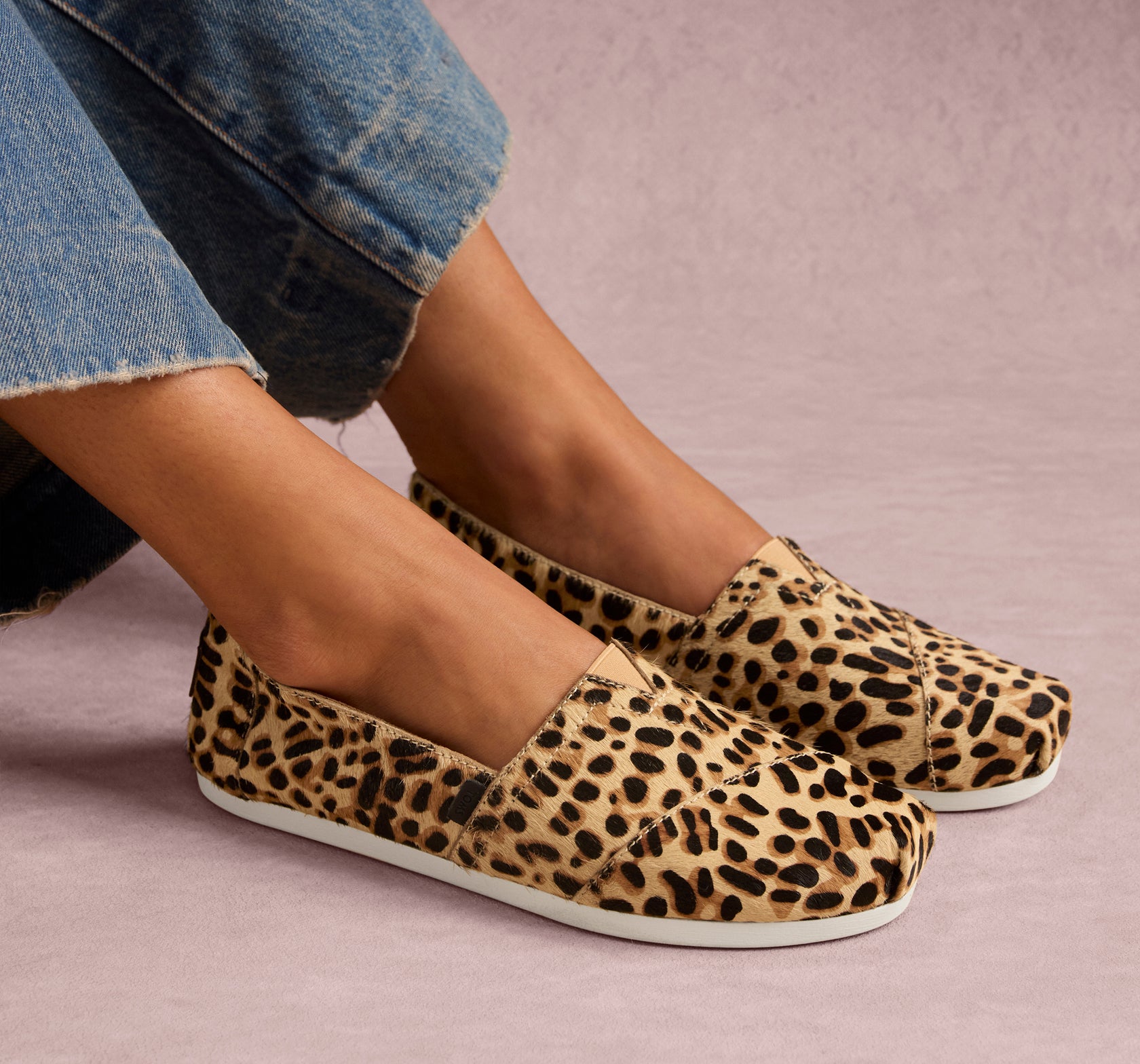 Women's Alpargata Classic in Brown Sugar Leopard Print Hair Leather shown.