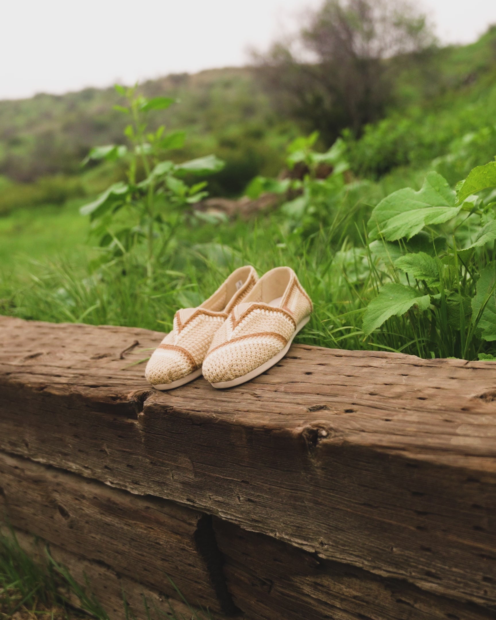 alpargata classic in limited edition crochet up close detail shots