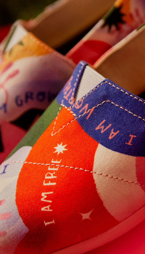 Close up of the TOMS x Loveis Wise Alpargatas.