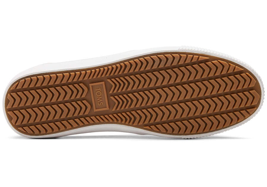 Carlo Terrain Water Resistant Leather Sneaker Bottom Sole View