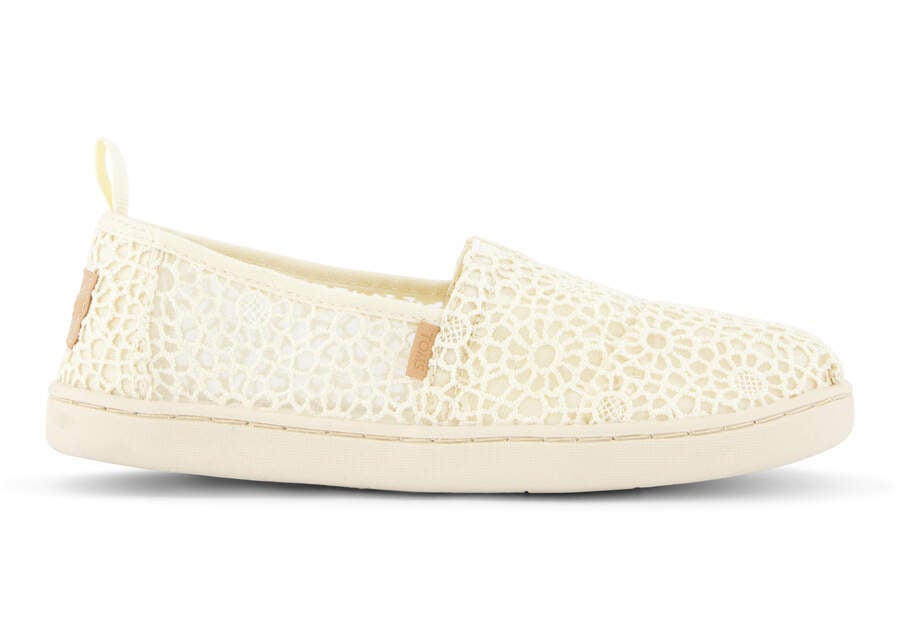 Youth Alpargata Natural Moroccan Crochet Kids Shoe Side View Opens in a modal