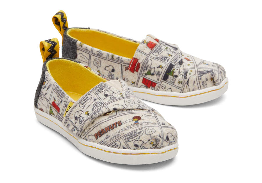 TOMS X Peanuts® Tiny Alpargata Front View Opens in a modal