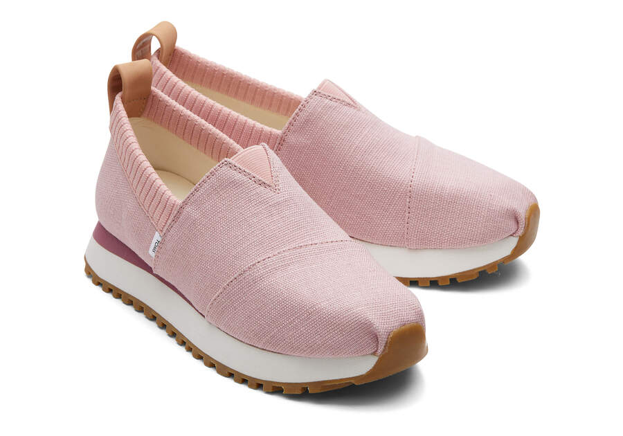 Resident 2.0 Pink Heritage Canvas Sneaker Front View Opens in a modal