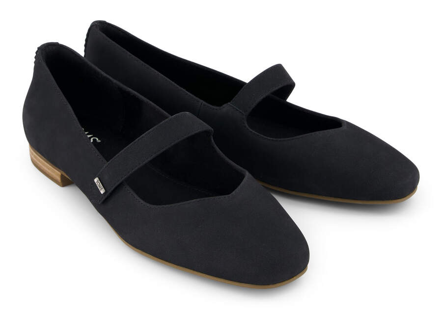 Bianca Black Leather Flat Front View Opens in a modal