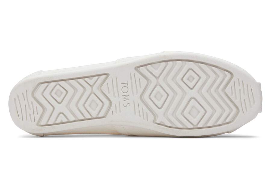 Alpargata Fringed White Canvas Bottom Sole View Opens in a modal