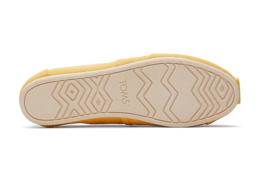 Alpargata Pineapple Yellow Heritage Canvas Bottom Sole View Opens in a modal