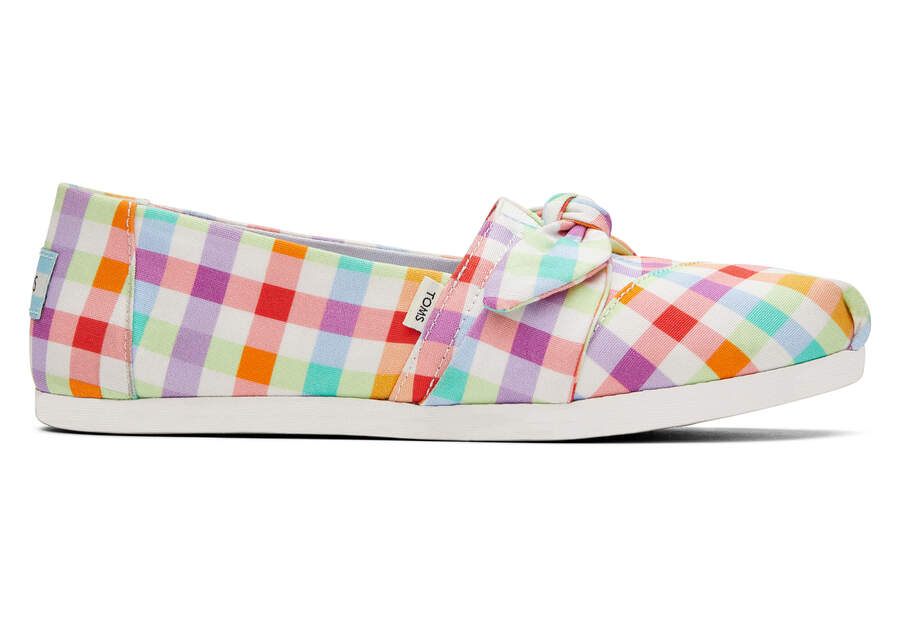 TOMS: END OF SEASON SALE ON SALE! EXTRA 30% OFF SALE STYLES.