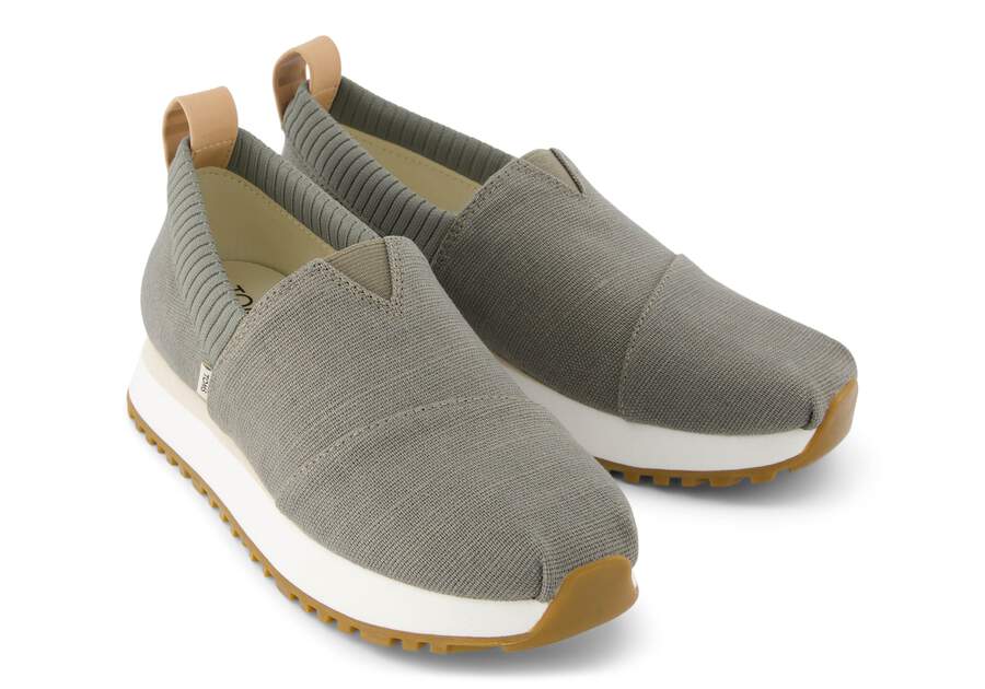 Resident 2.0 Vetiver Heritage Canvas Sneaker Front View Opens in a modal