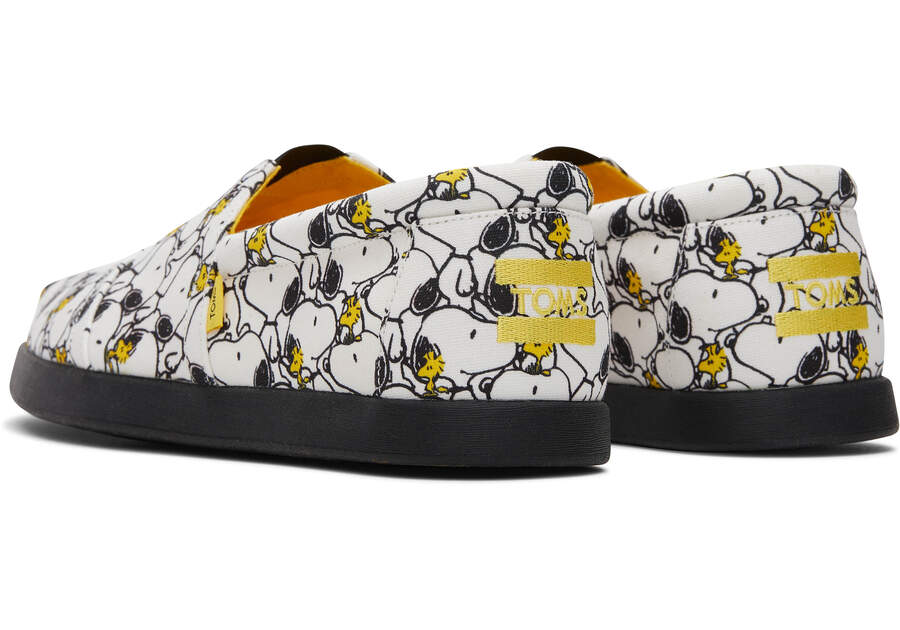 TOMS X Peanuts® Alp Fwd Back View Opens in a modal