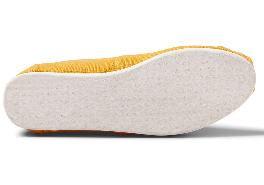 Gold Fusion Heritage Canvas Women's Classics Venice Collection Bottom Sole View Opens in a modal