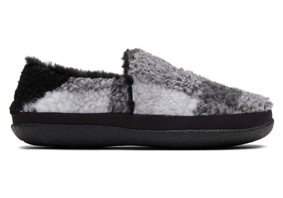 India Slipper Side View