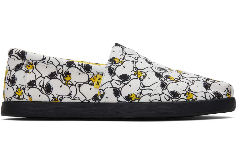 TOMS X Peanuts® Alp Fwd Side View Opens in a modal